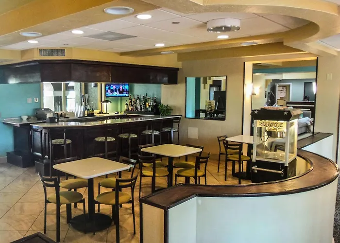 Best Western Plus Deerfield Beach Hotel & Suites